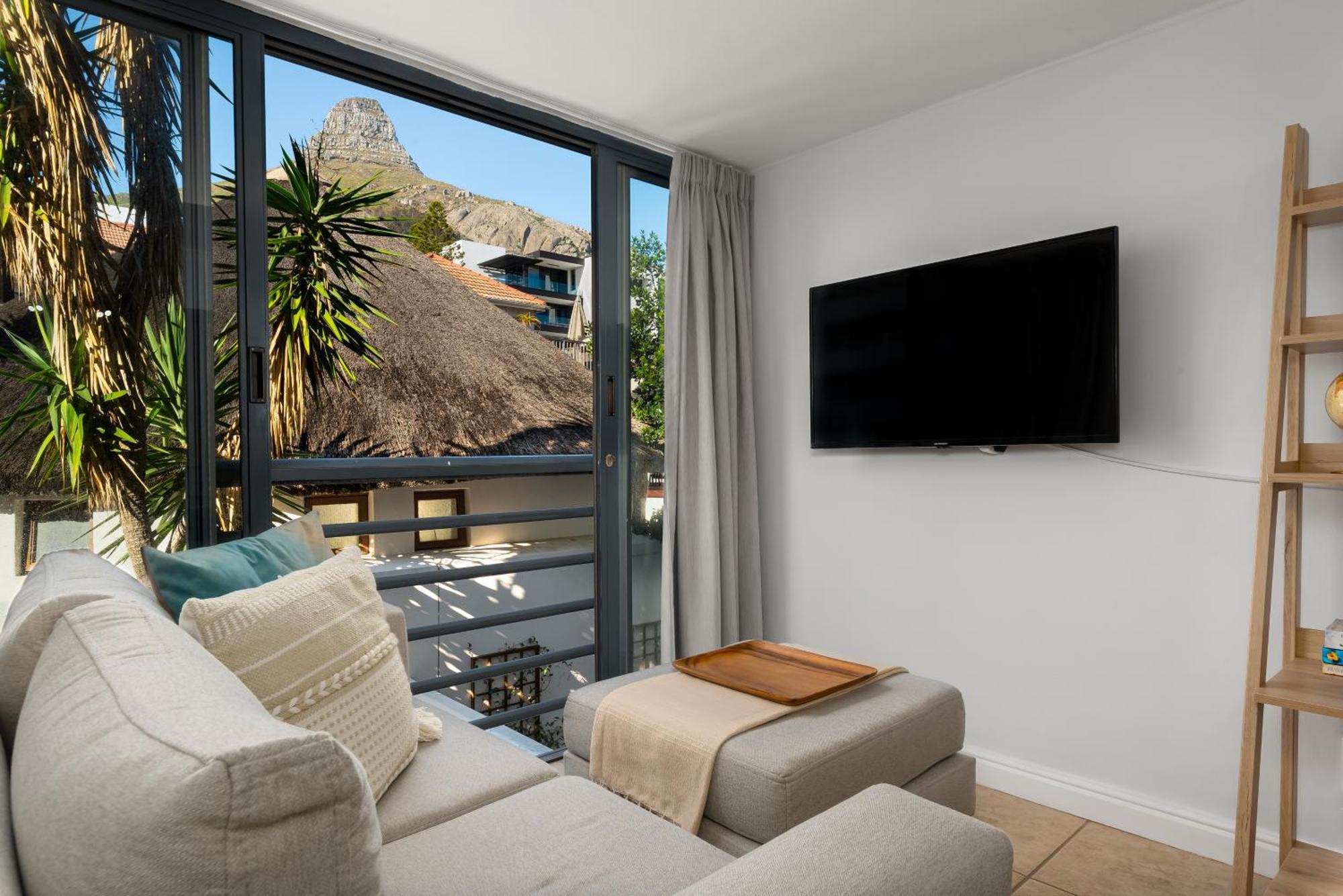 Apartment Planet Africa *