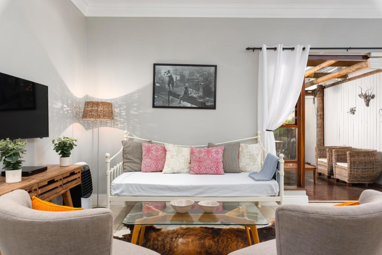 Planet Africa Apartment Cape Town